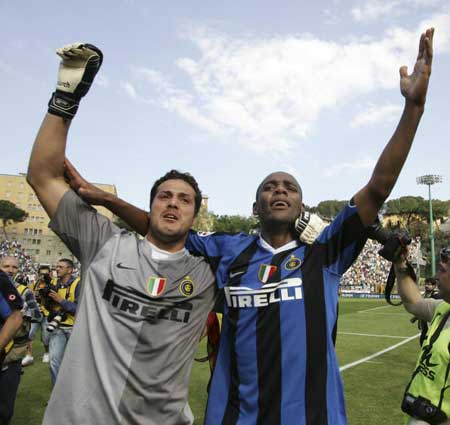 而是瞄准门 而是瞄准门