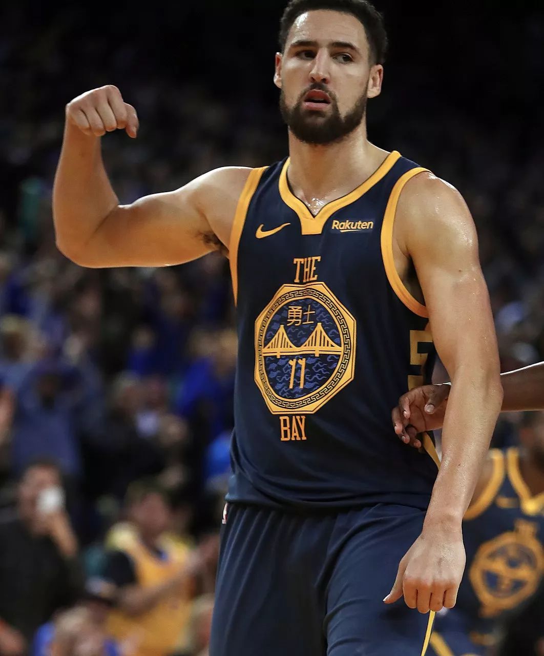 倾向于1 倾向于1